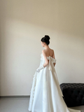 Niulatu Strapless White Satin Applique With Gloves Long Wedding Dresses HZ1110