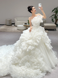Niulatu Ball Gown Strapless Tulle Pleated Long Wedding Dresses HZ1110