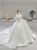 Niulatu Ball Gown Strapless Satin Pleated Applique With Veil Long Wedding Dresses HZ1110