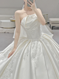 Niulatu Ball Gown Strapless Satin Pleated Applique With Veil Long Wedding Dresses HZ1110