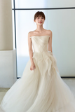 Niulatu Ball Gown Strqpless Tulle With Veil Long Wedding Dresses HZ1110