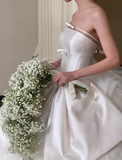 Niulatu Ball Gown Strqpless Satin Tulle Long Wedding Dresses HZ1110
