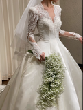 Niulatu Ball Gown V Neck Satin Lace Long Sleeves With Veil Long Wedding Dresses HZ1110