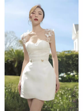 Niulatu A-Line Lace Short Prom Dress White Homecoming Dress HZ1110