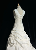 Vintage Bridal Gown 1960s Ball Gown Square Neck Sleeveless Taffeta Pleated Long White Wedding Dresses Elegant Bridal Gowns HZ1214