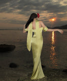 Elegant Mermaid Off The Shoulder Yellow Satin Prom Dresses Party Dress Summer 22th Birthday Outfits 18th Birthday Dresses HZ1214