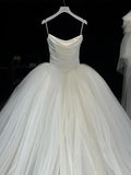 Pretty Wedding Dress Ball Gown Strapless Tulle Long Satin White Wedding Dresses Bridal Gowns Brides Gown HZ1214