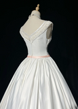 Vintage Bridal Gown Ball Gown Square Neck Sleeveless Satin Beads Long White 70s Wedding Dresses Elegant Bridal Gowns HZ1214