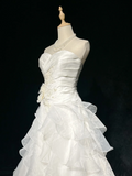 Unique Bridal Gown Ball Gown Strapless Lace Sleeveless White 50s Wedding Dresses Modest Bridal Gowns HZ1214