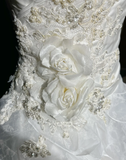 Unique Bridal Gown Ball Gown Strapless Lace Sleeveless White 50s Wedding Dresses Modest Bridal Gowns HZ1214