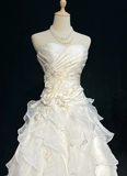 Unique Bridal Gown Ball Gown Strapless Lace Sleeveless White 50s Wedding Dresses Modest Bridal Gowns HZ1214