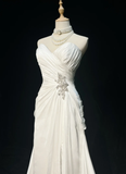 Vintage Bridal Gown A line Sweetheart Sleeveless Silver Beads Long Slit White 70s Wedding Dresses Elegant Bridal Gowns HZ1214
