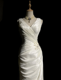 Unique Wedding Dress Mermaid V Neck White Taffeta Appliques 90s Wedding Dresses Vintage Bridal Gowns HZ1214