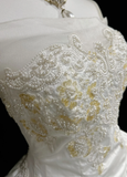 Unique Bridal Gown Ball Gown Off The Shoulder White Short Sleeves Lace Wedding Dresses Vintage 80s Wedding Gowns HZ1214