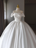 Princess Bridal Dress Ball Gown Off The Shoulder Satin Wedding Dress With White Short Sleeves Wedding Dresses Modest Wedding Gowns HZ1214