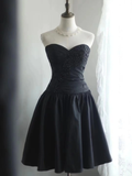 Retro A line Sweetheart Black Taffeta Mini Short Formal 8th Grade Homecoming Dresses Summer Middle School Hoco Dress 16th Birthday Outfits HZ1214