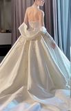Niulatu Wedding Gown Bridal Dress Ball Gown Strapless Wedding Dress White Lace Appliques Wedding Dresses Modest Wedding Gowns HZ1214