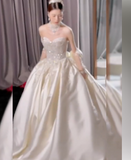 Niulatu Wedding Gown Bridal Dress Ball Gown Strapless Wedding Dress White Lace Appliques Wedding Dresses Modest Wedding Gowns HZ1214