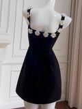 Niulatu Sheath Square Neck Black Satin Formal Short Homecoming Dress Middle School Short 21st Birthday Outfits Graduation Dress Cocktail Dresses HZ1214