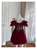 Niulatu Ball Gown Burgundy Velvet Short Mini Feathers Formal Homecoming Dress Short Cocktail Outfits Graduation Dress Mini Hoco Dress HZ1214