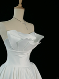 Pretty Wedding Dress A line Strapless Sleeveless White Long Wedding Dresses Bridal Gowns Brides Gown HZ1214