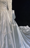 Retro Wedding Dress 1950s 1940s Ball Gown High Neck Lace White Long Sleeves Wedding Dresses Bridal Gowns Brides Gown HZ1214