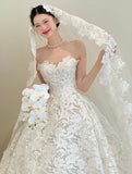 Extravagant Ball Gown Strapless White Lace Long Wedding Dresses Elegant Bridal Gowns HZ1214