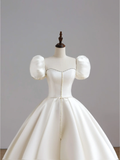 Simple Bridal Gown Ball Gown Short Sleeves Satin White Wedding Dresses Minimalist Bridal Gowns HZ1214