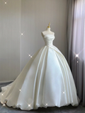 Unique Ball Gown Strapless Ruffles Long Satin White Wedding Dresses Brides Dress HZ1214