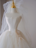 Timeless Ball Gown Strapless Long Tulle White Sweep Train Wedding Dresses Brides Dress HZ1214