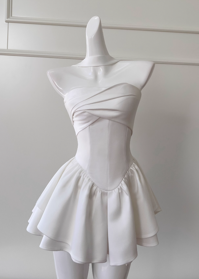 Niulatu White Strapless Short Prom Dress for Party&Birthday??Elegant Evening Dress HZ1026