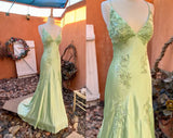 Niulatu A-Line Evening Dress Satin Spaghetti Straps Green Vintage Backless Long Prom Dresses HZ1026