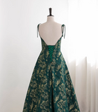 Niulatu Green A-line Spaghetti Strap Satin Long Prom Dress Sweetheart Neckline Retro Bridesmaid Dress Dress HZ1103
