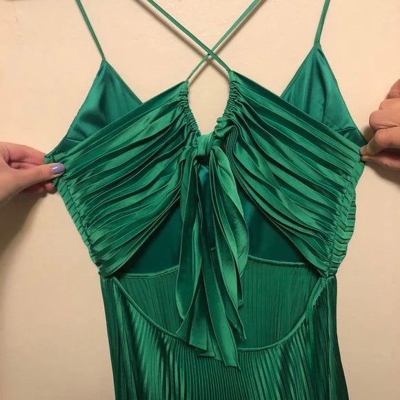 Niulatu Green Backless Prom Dress for Vegas Pool Party?? Glam Chiffon Evening Dress for Special Ocassion HZ1026