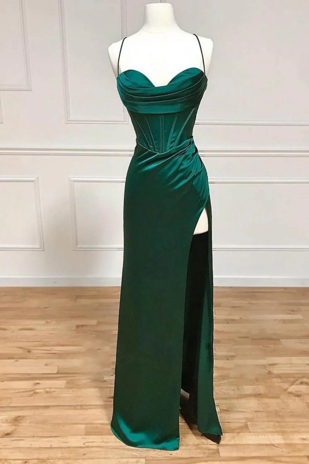 Niulatu Green Mermaid Satin Spaghetti Straps Long Prom Dress With Split HZ1103