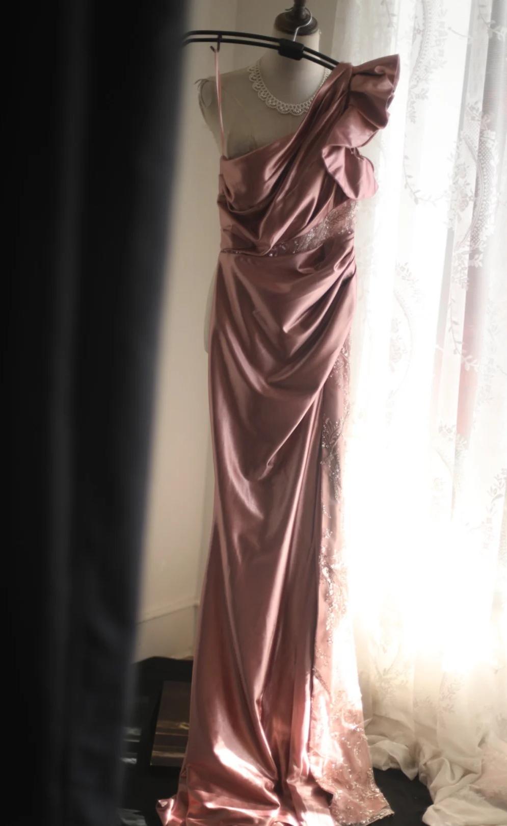 Niulatu Mermaid One Shoulder Satin Beaded Sequin Long Prom Dress Bridalmaid Dress HZ1103