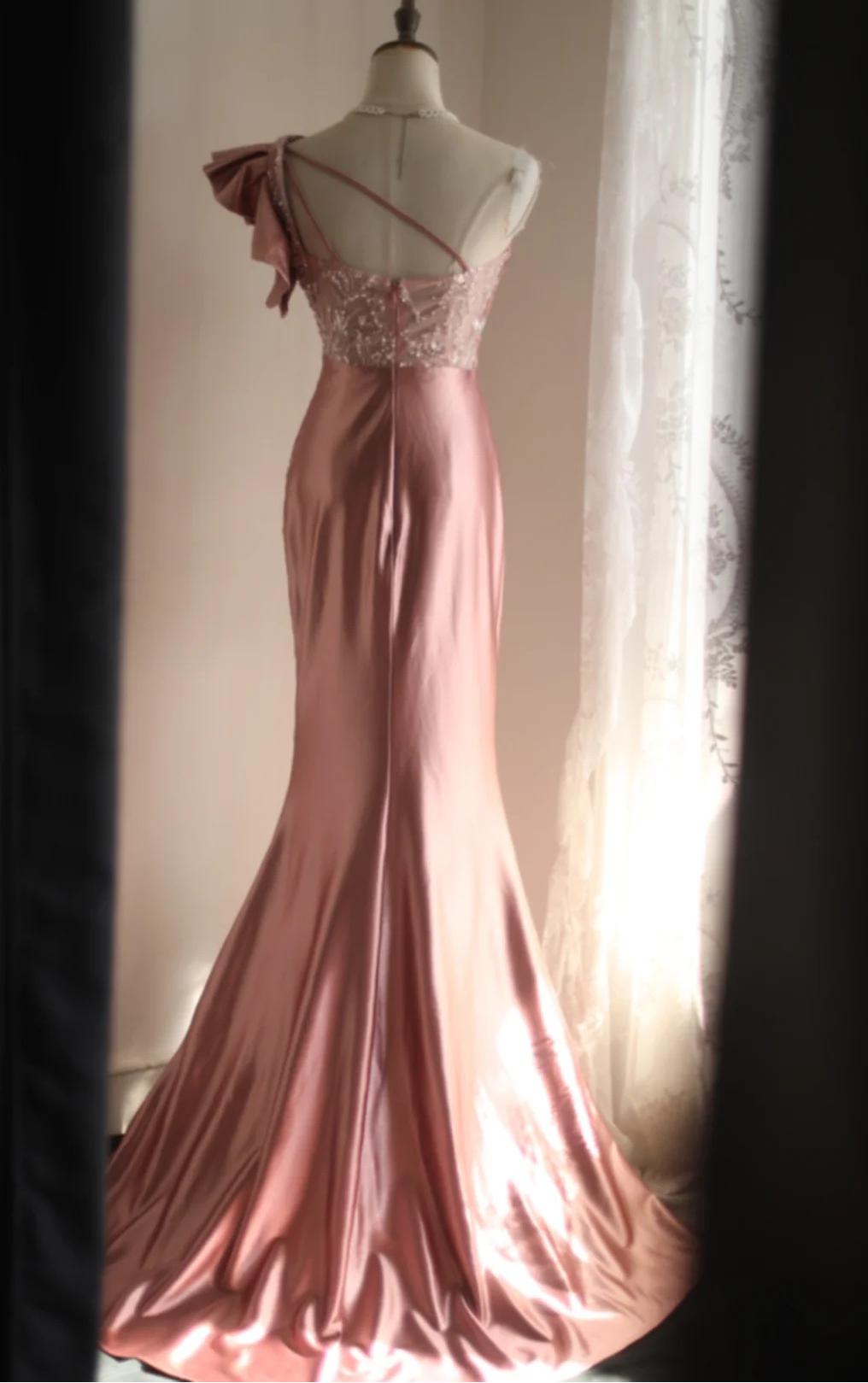 Niulatu Mermaid One Shoulder Satin Beaded Sequin Long Prom Dress Bridalmaid Dress HZ1103