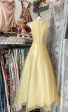 Niulatu Yellow A-Line Boat Neck Tulle Long Prom Dress Simple Embroidery Applique Evening Dress HZ1103