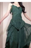 Niulatu Green A-Line Spaghetti Strap Chiffon Long Prom Dress V-Neck Layered Evening Gown HZ1103