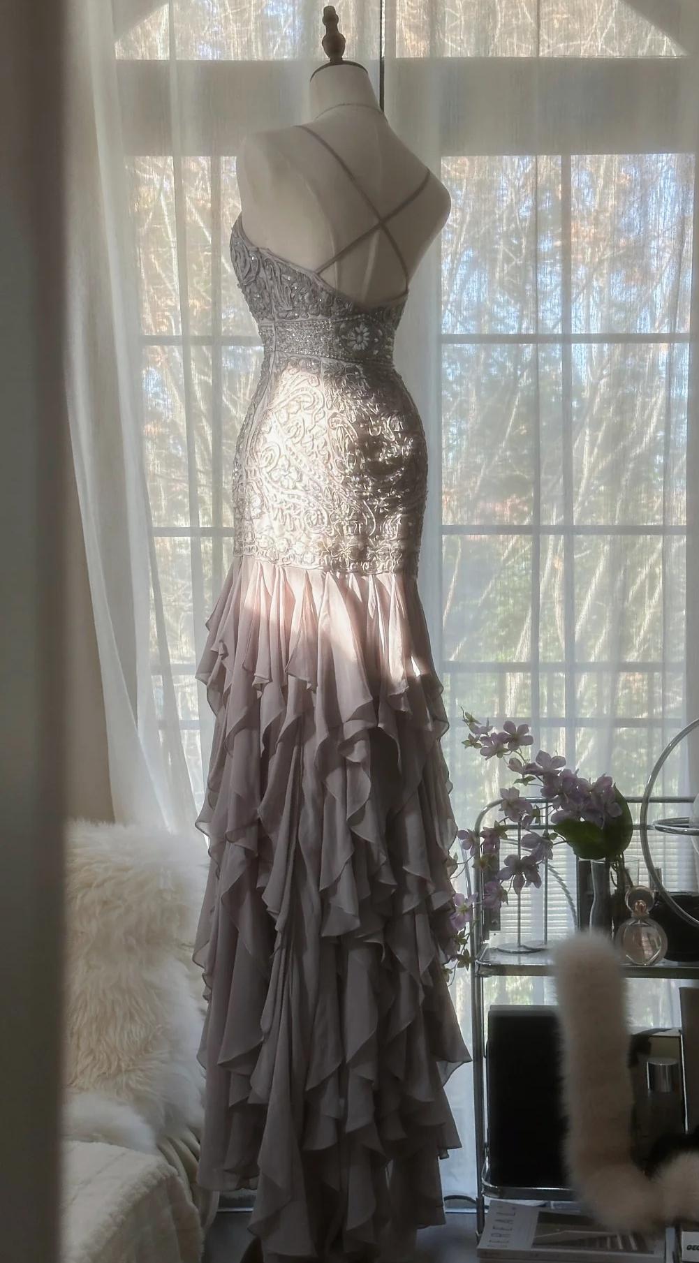 Niulatu Purple Spaghetti Strap Appliques Bodycon Open Back Evening Dresses Chiffon Sequin Long Prom Dresses HZ1026