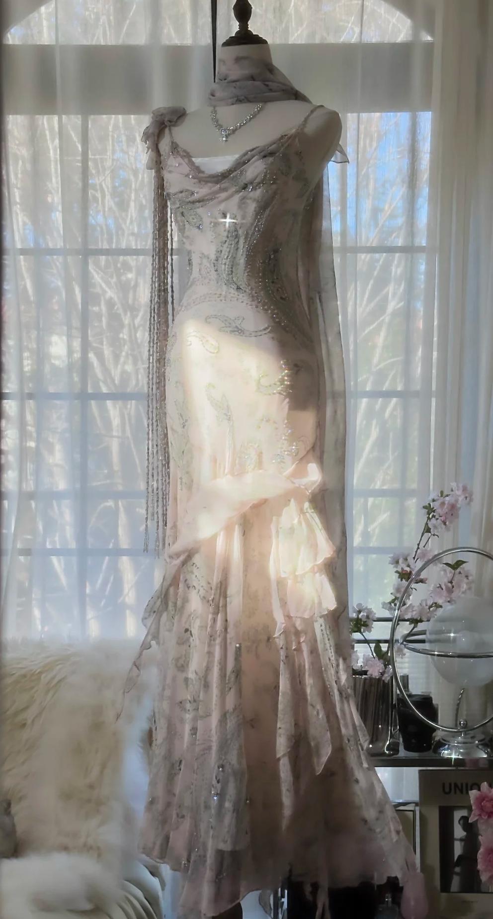 Niulatu Fairytale Pink Spaghetti Straps Mermaid Evening Gowns Vintage Elegant Beaded Silk Long Prom Dress Guest Dresses HZ1026