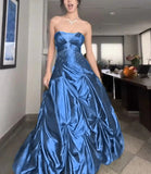 Niulatu Forest Green A-Line Long Prom Dresses With Silver Beads Sweet Strapless Satin Evening Dresses HZ1026