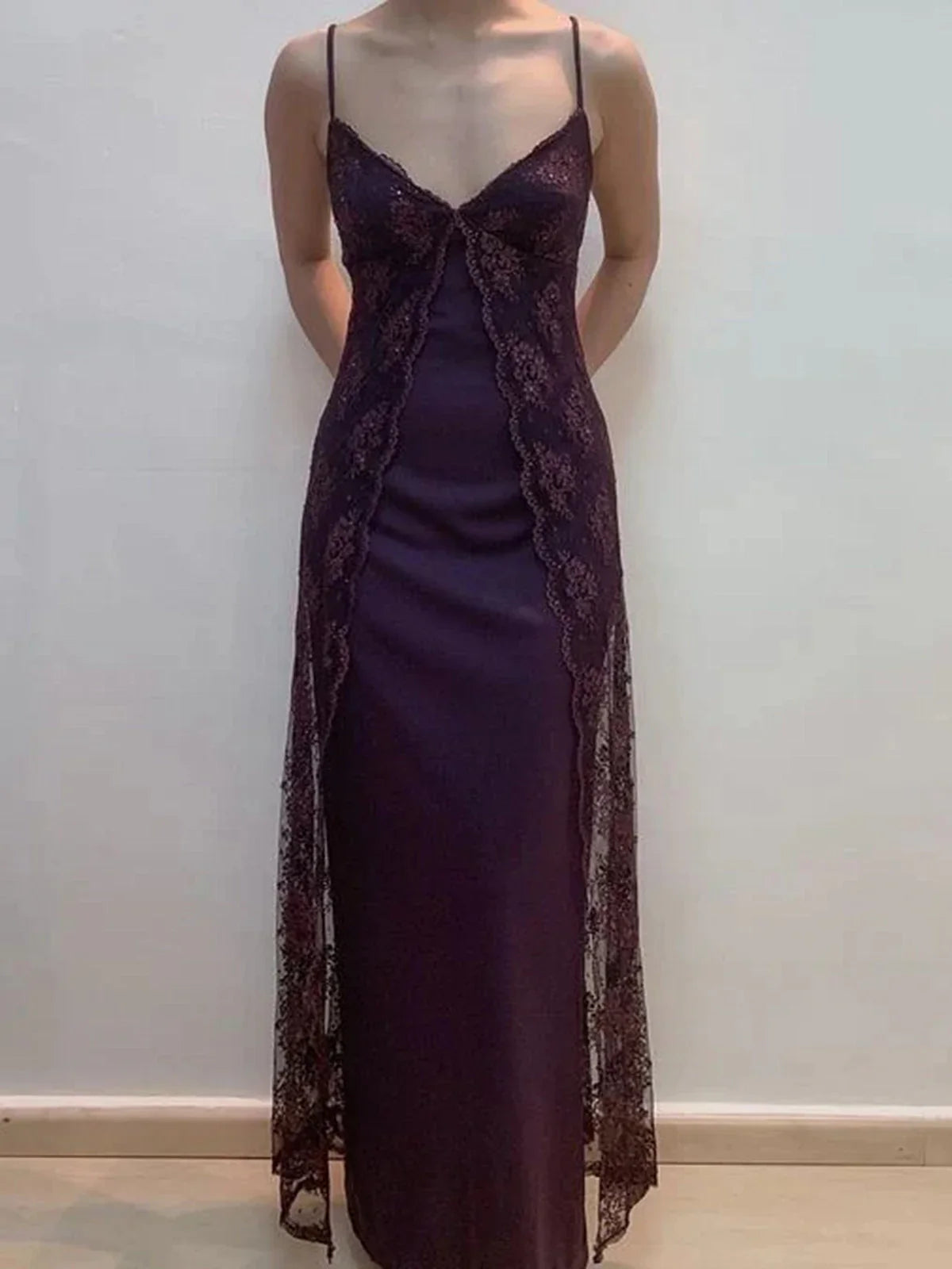 Niulatu Y2K Grape Sheath Party Dress 90s Spaghetti Straps Lace Evening Dress HZ1103
