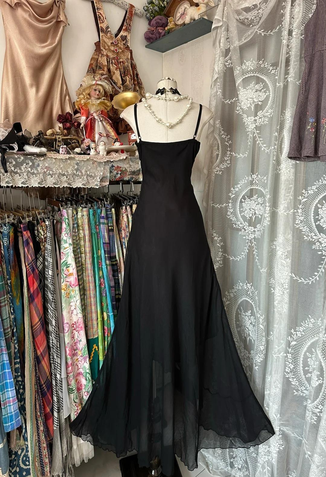 Niulatu Black Chiffon Mermaid Party Dresses with Silt Spaghetti Straps Long Prom Dresses HZ1103