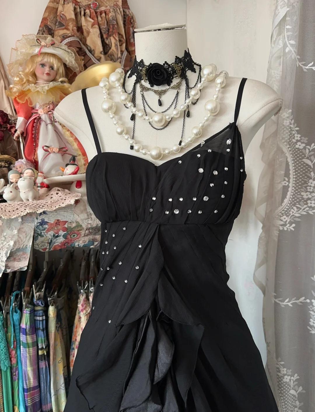 Niulatu Black Chiffon Mermaid Party Dresses with Silt Spaghetti Straps Long Prom Dresses HZ1103