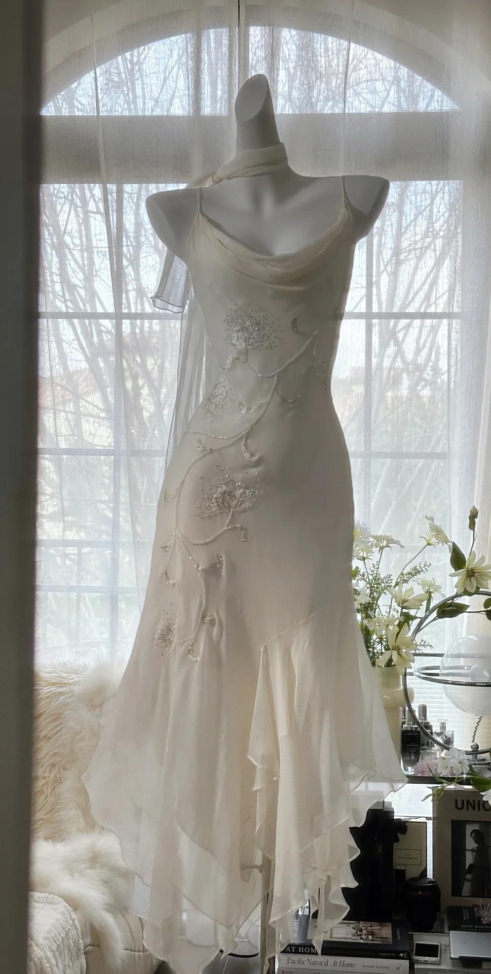 Niulatu Fairytale White Chiffon Short Prom Dress Vintage Applique Beading Party Dresses HZ1103