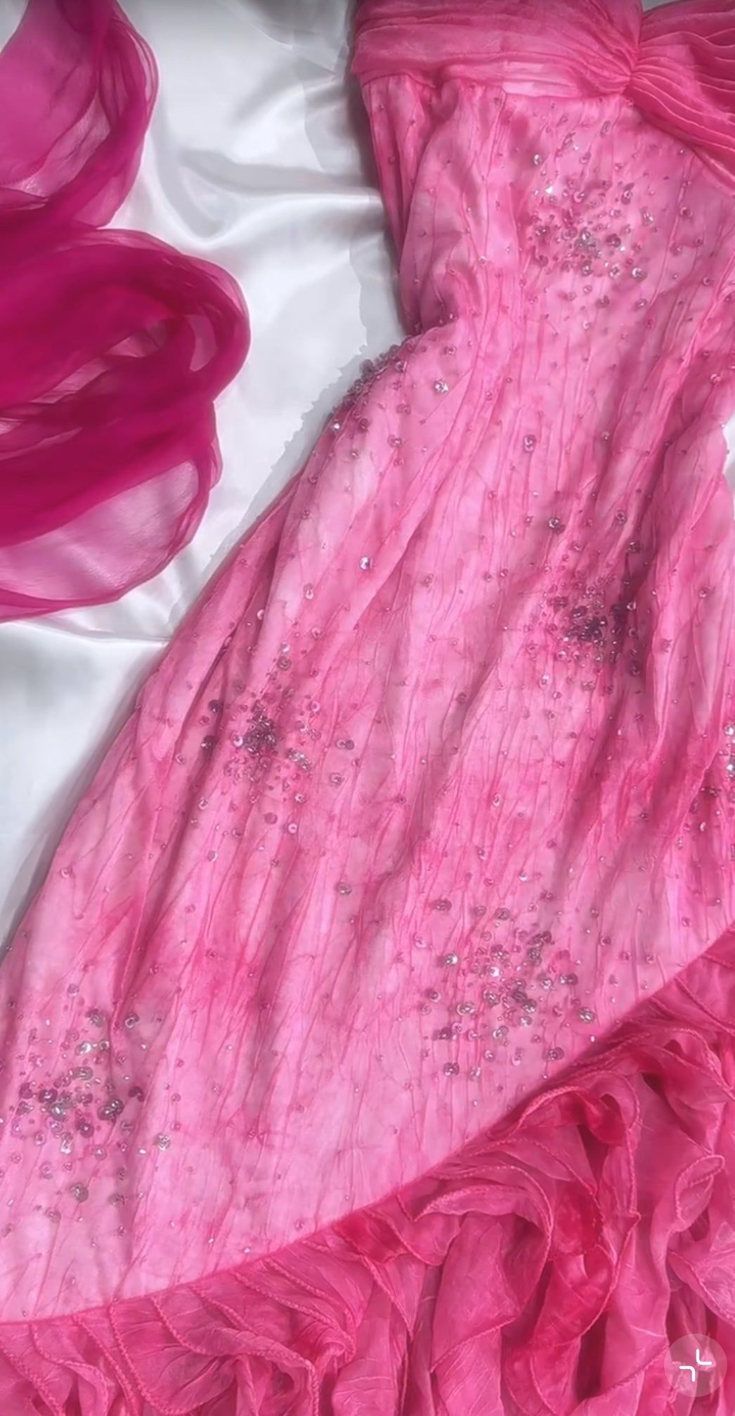 Niulatu Princess Style Beaded Chiffon Prom Dress for Party Glitter 90s Retro A-Line Evening Gown HZ1103