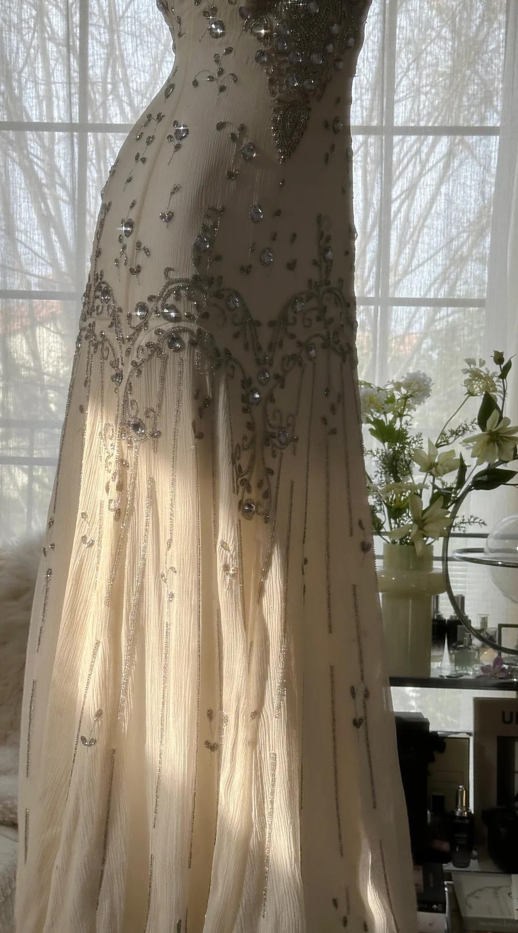 Niulatu Spaghetti Straps Apricot Beaded Chiffon Mermaid Gowns Vintage Backless Prom Dress HZ1026