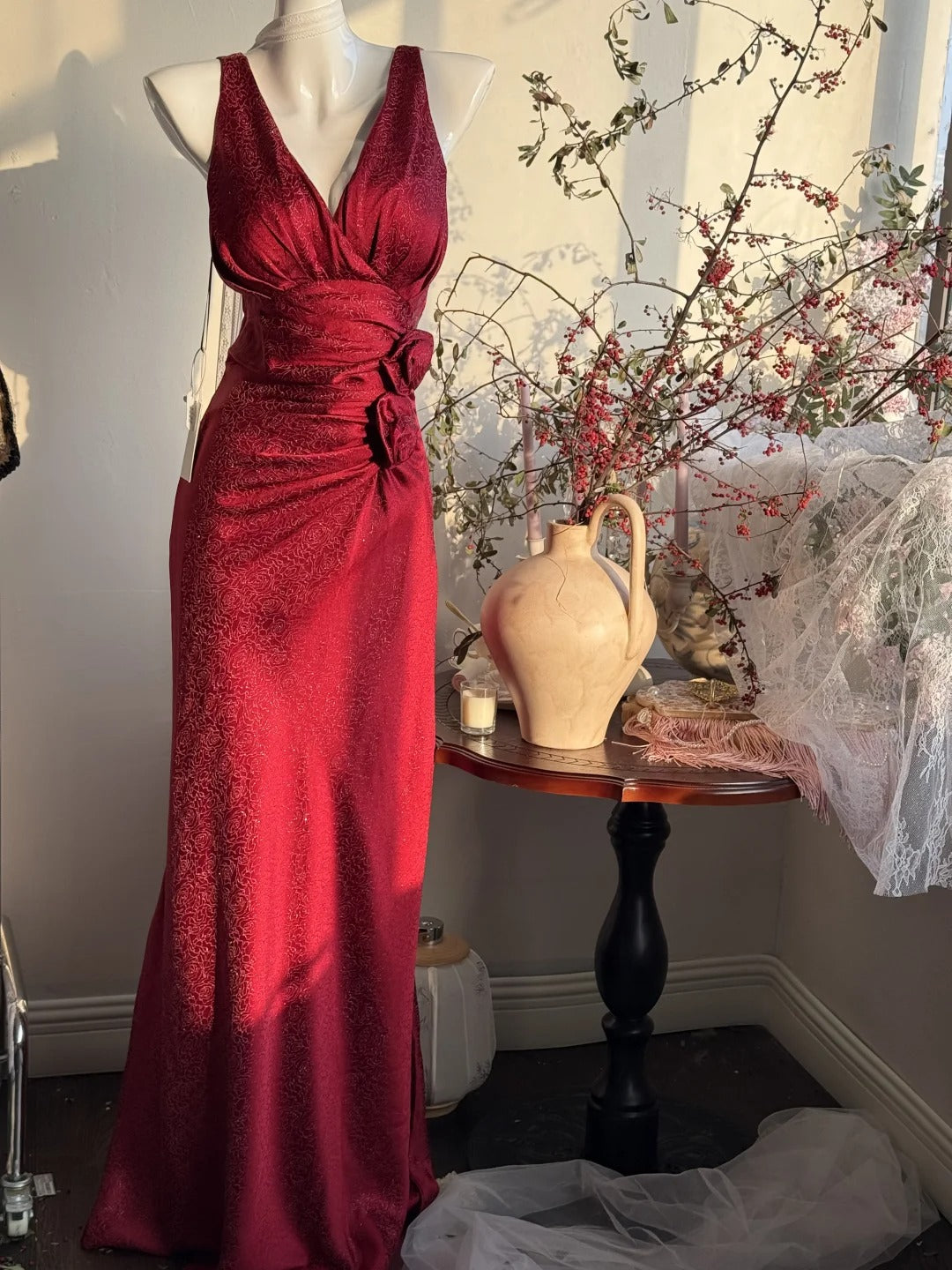Niulatu Burgundy Mermaid Jacquard Satin V-neck Evening Dress Simple Prom Dress HZ1026