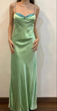 Niulatu Spaghetti Strap Green Satin Sheath Evening Dresses Gothic Prom Dresses HZ1103